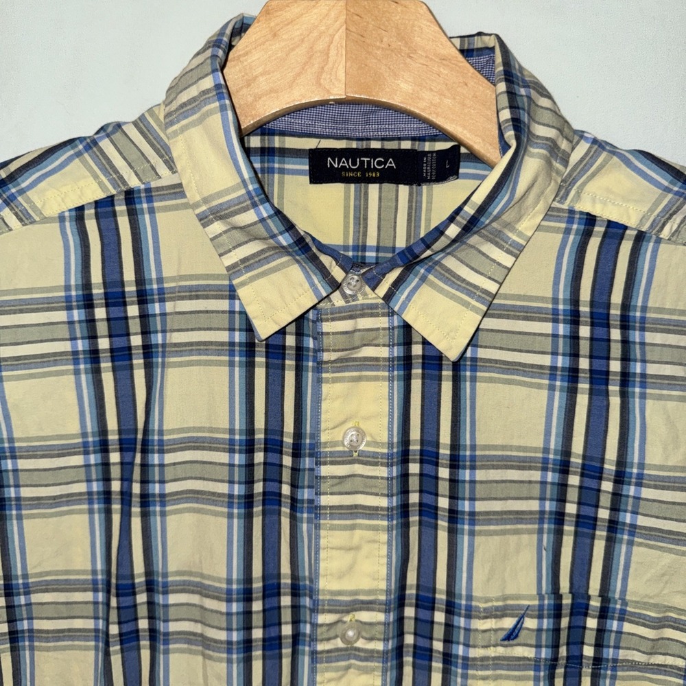 Men Shirt LG Button Up Short Sleeve Pocket Chest logo Blue Plaid Preppy